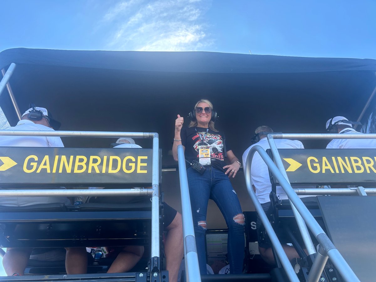 JessicaSerd's tweet photo. Cant thank @CoreyLaJoie  @SpireMotorsport &amp; @Chilis enough for the hospitality at the St.Louis Nascsr race.  Blessed to work for the best company for the last 21 years.  

#chilislove
#midwestisthebest 
#catcharita https://t.co/FH3diS6aot