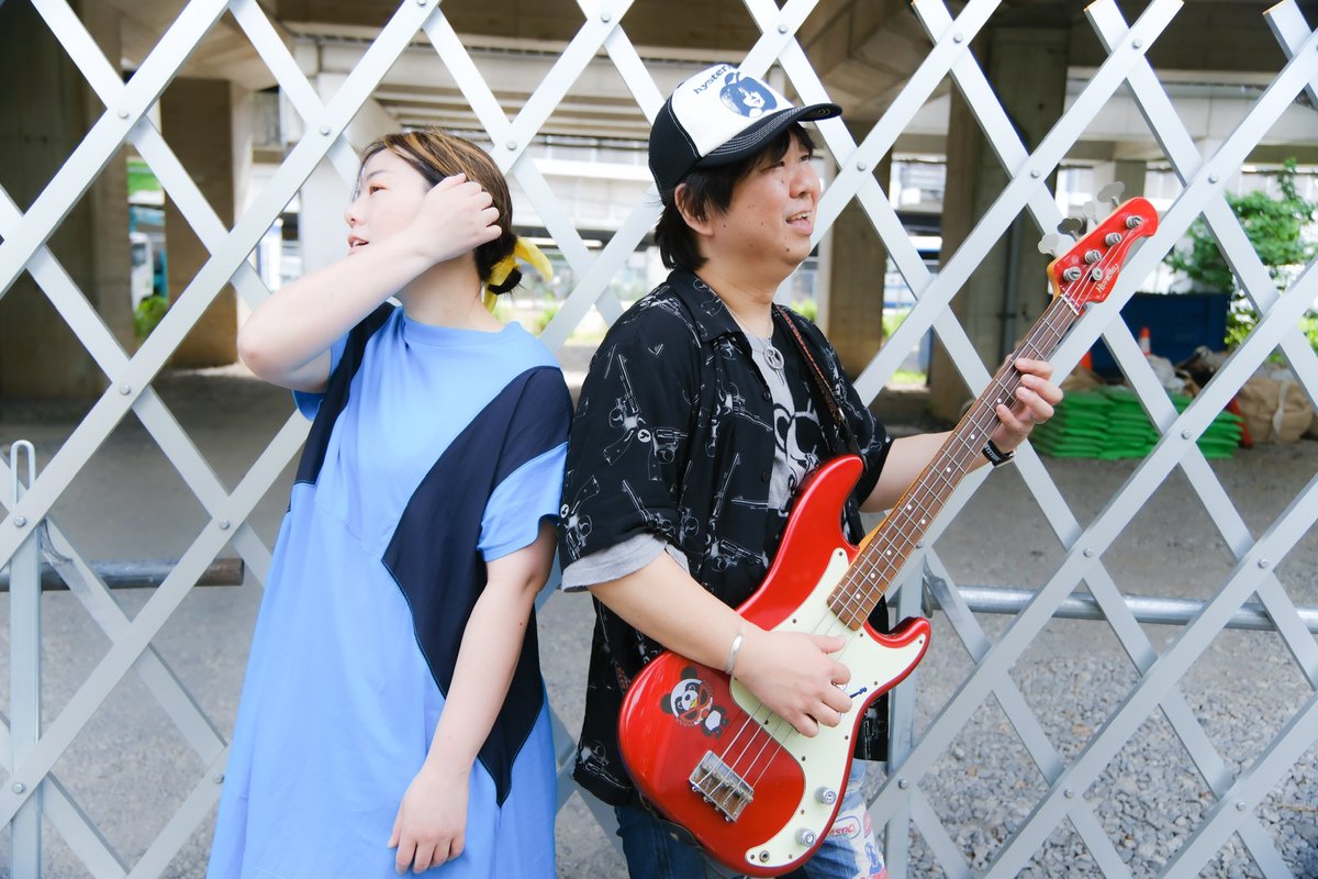 IOCIE_live's tweet photo. 🎤お写真撮ってもらいました！
陸橋に挟まれてるやつ（一���目）
いい構図だと思いませんか！

深月さんありがとです🌙 https://t.co/kmnV4fXzp3