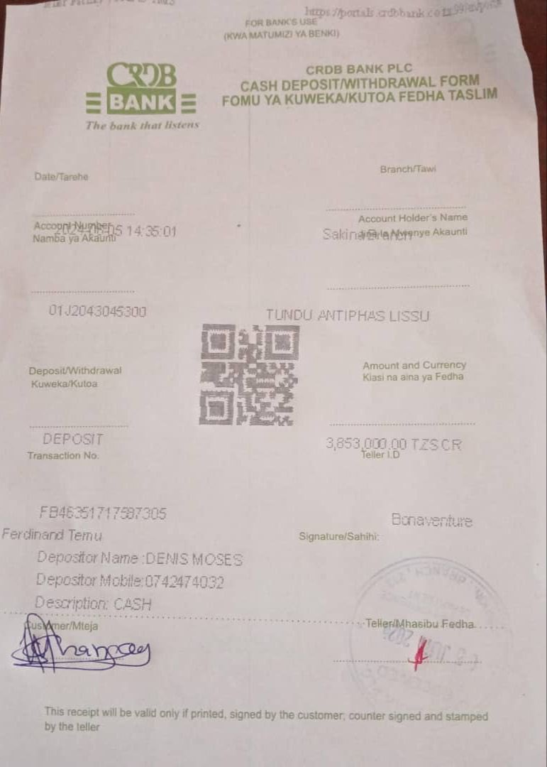 Oleshangay's tweet photo. Wananchi wa Ngorongoro kwa Lissu. Hii ni tofauti na michango direct. 

Lissu ni mpambanaji wetu. Tunatamani Lissu awe na mikutano kila siku na atembee kila kona ya nchi hii kuwasemea wa Tanzania. https://t.co/OvUjF4A7Ig