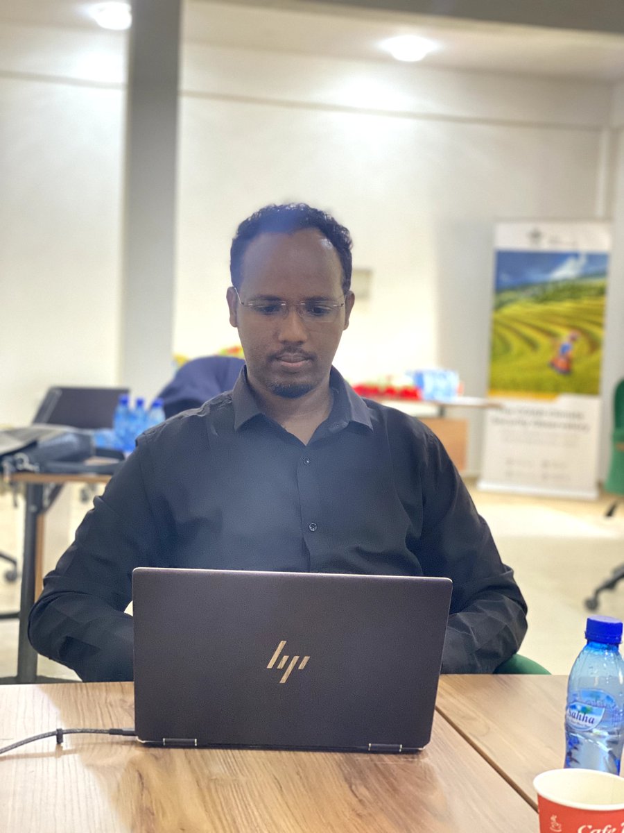 AJaaruqo's tweet photo. Concluded  three-days workshop on Climate, Peace, and Security , jointly organized by @ICECAEP_IGAD ,  @CGIAR and @FAOSomalia ,with  participation from government officials, international partners, academia and CSOs.Toward A Commin vision of climate peace and security in Somalia https://t.co/3gl5h2xPAK