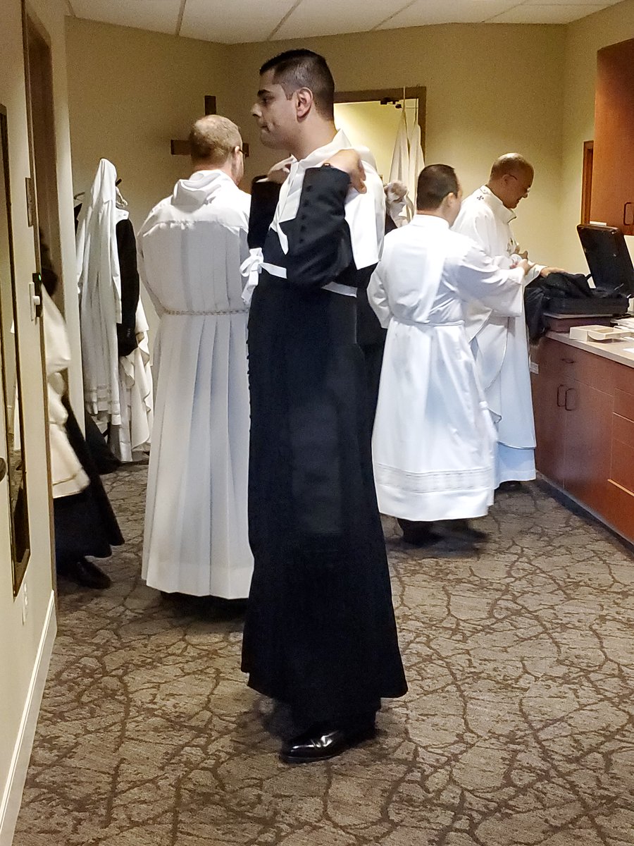 ArchlouVocation's tweet photo. Some candid moments before the Presbyteral Ordination June 1, 2024. #louisvillevocations #HolyPriests #GodsCalling https://t.co/Ed8vthUrPi
