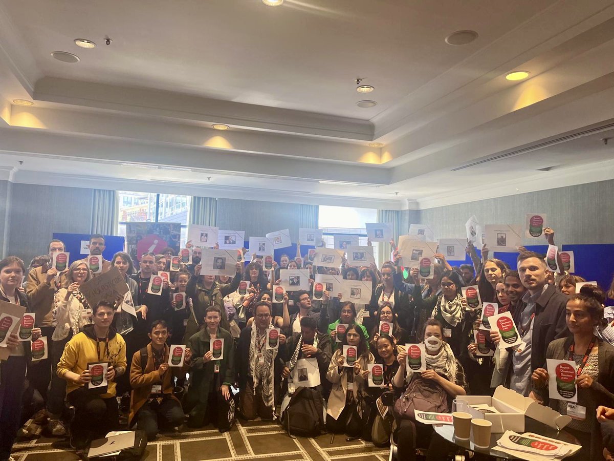 Lukas Slothuus tweet media