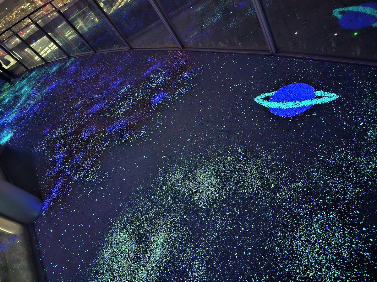 ghkdddevil's tweet image. 우메다 스카이빌딩,공중정원 야경 梅田スカイビル、空中庭園の夜景
#야경 #夜景