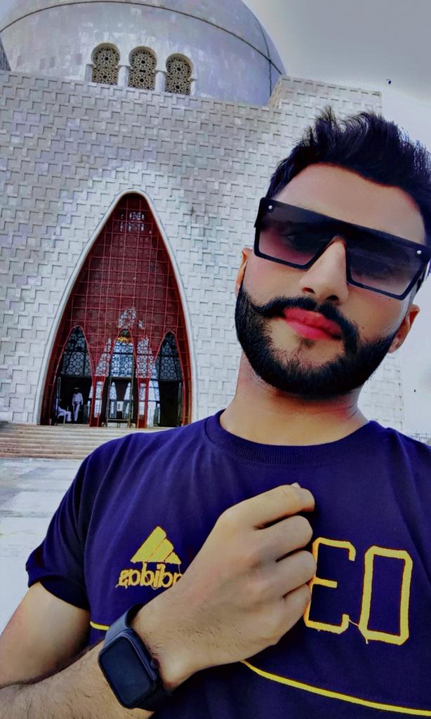 Baba sab Salam Jay mara❤️Karchi walo Apna city thora saf kr lo ganda