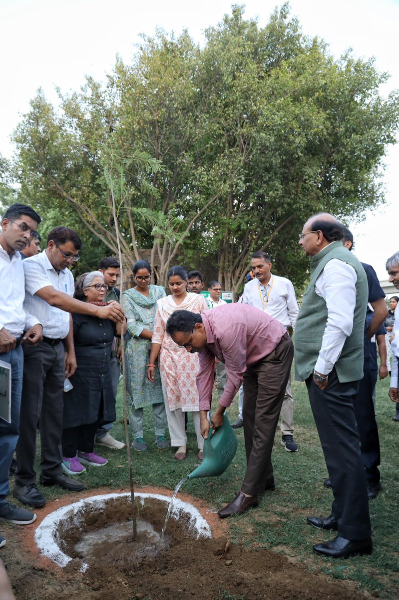 Delhi Development Authority tweet media