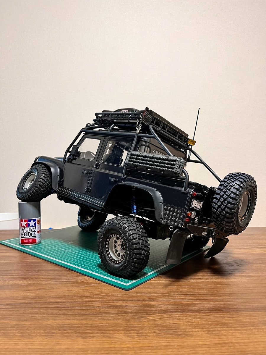yoshiyukiGSJ15w's tweet photo. RC4WD Kingshocks🚜
よく伸びます🫰🥴✨
#trx4 #traxxas #rc4wd #スケールクローラー
#クローラーラジコン #rcdream #d110 #ディフェンダー #kingshocks https://t.co/e8vQ1GogbI