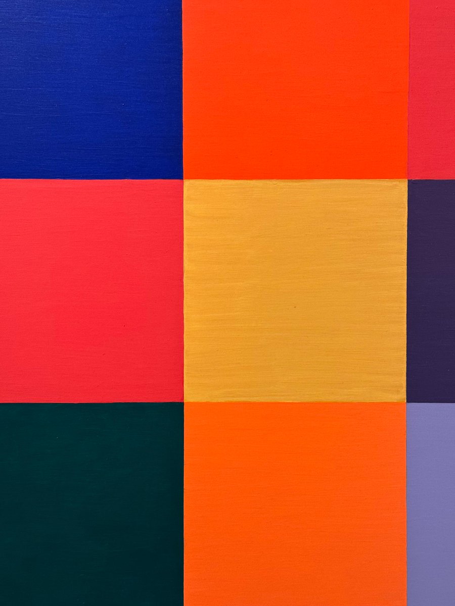 🟥 Grâce à une technique qui vise à répartir aléatoirement les couleurs dans une grille, Kelly élabore son œuvre par la chance. Il débute sa toile par un collage d'échantillons de papiers selon un modèle aléatoire et géométrique.