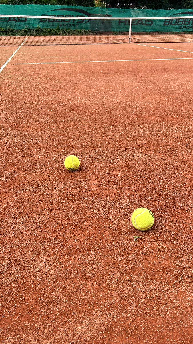 Bounc3r's tweet photo. Kicking off the hobby tennis season! 🎾 Excited to hit the courts, work on my serve, and enjoy the sunshine. Here's to a fun and active season ahead! #Tennis #aports https://t.co/5mMALjHuQL