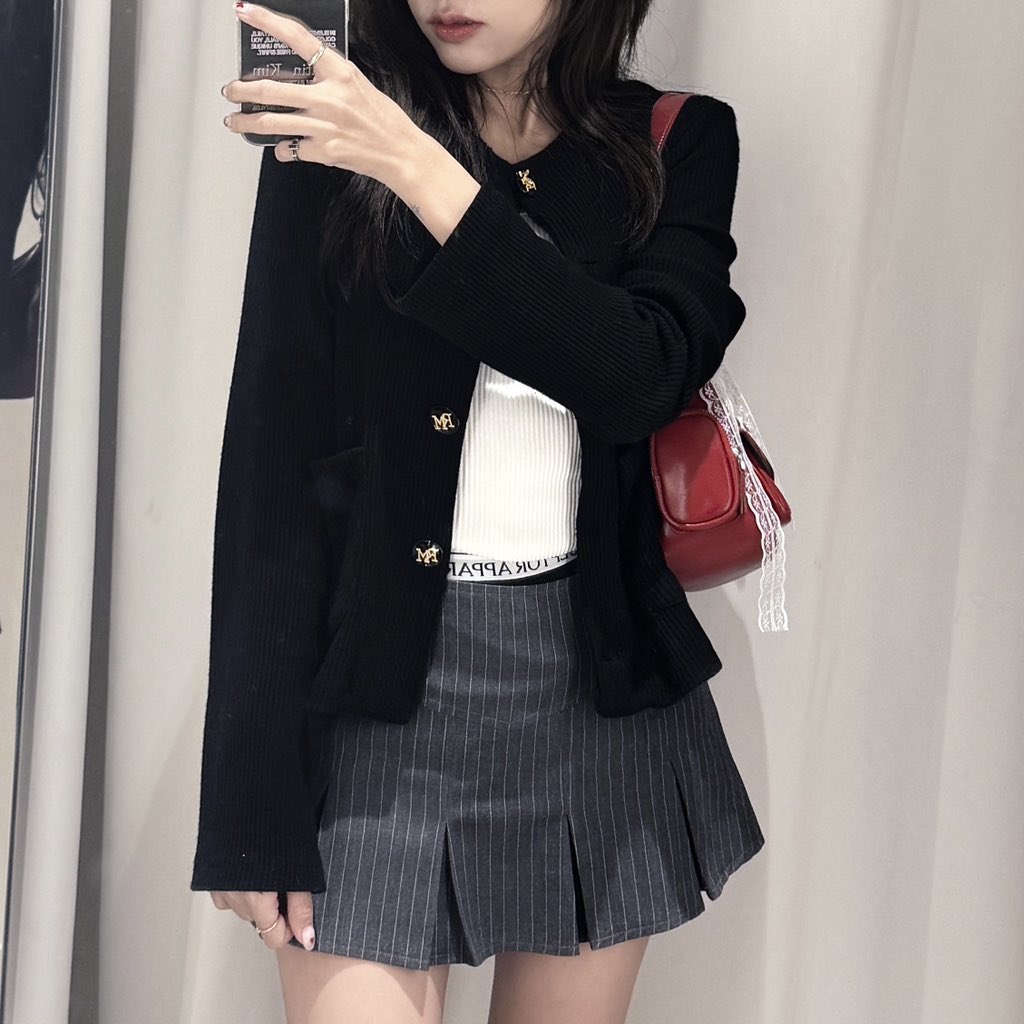yoxrgravity's tweet photo. สวยดูแพงแนะนำ cardigan ของ rally movement 🐈‍⬛ ผ้านิ่มมากกก ใส่ได้บ่อย ควรซื้อช่วงลดราคา 🤌🏻 https://t.co/uDpMytktLf
