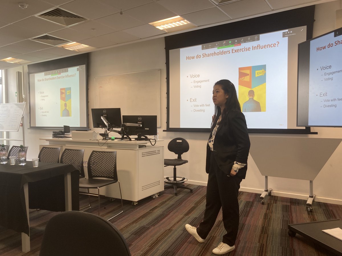 And the other planel, on the landscape of climate reporting is also going well...