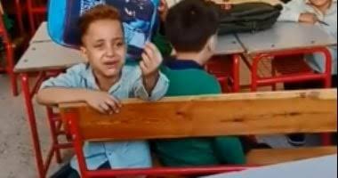 mm317026's tweet photo. ٢٠١١ عيش حريه عداله اجتماعيه 
٢٠٢٤ طب عيش بس طيب ..😅

#التشكيل_الوزاري_الجديد
#الشعب_المصري 
#تخفيف_الأحمال 
#ترحيل_جميع_اللاجئين_مطلب_شعبي
#يحدث_الآن https://t.co/8vaTqyq0lv