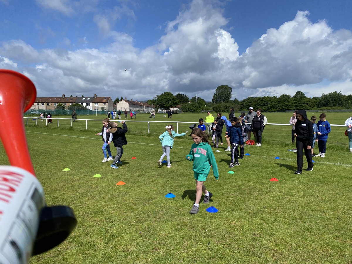 StBrendansYoker's tweet photo. We had a brilliant time at our whole school sports day  👏👏👏. We even  managed to make the sun shine for a while ✨.  Thank  you  to  all of our  families  and  friends  who  came  along  to  support  us. https://t.co/Q7DNLhO6Xb
