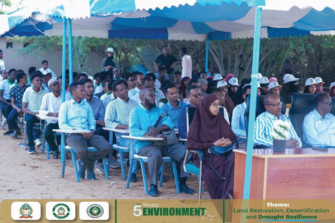EnvsSNU's tweet photo. The World Environment Day celebration is officially opened. We're honored to be joined by our University Rector, the deputy rector, the Dean of the Faculty, esteemed government members, our dedicated teachers and other students. United for our planet. 
#WorldEnvironmentDay‌ https://t.co/dRWLGo3lZy