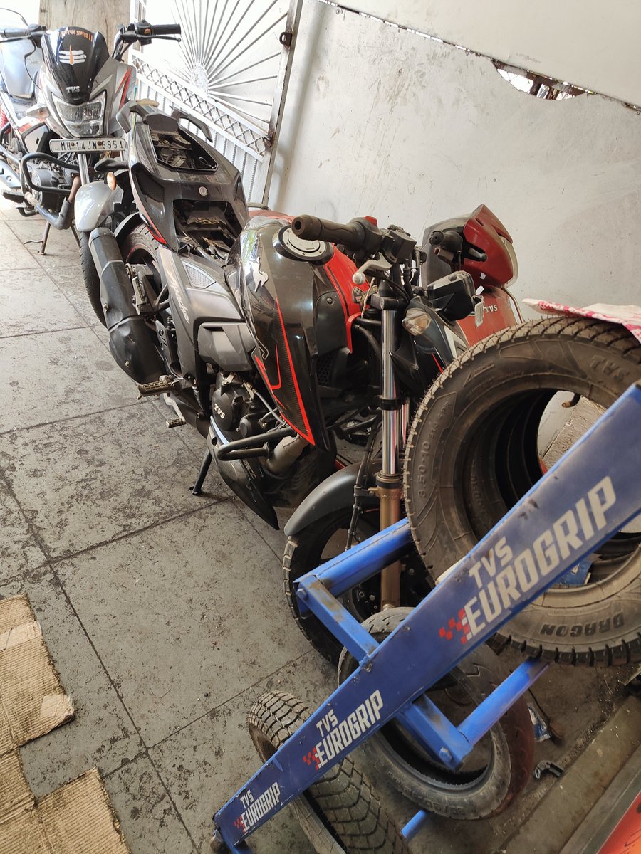 jmd_co's tweet photo. @tvsmotorcompany Submitted my bike for servicing 2 months ago, still no progress. Multiple complaints to customer care with no satisfactory response. Engineer assigned is inactive. Extremely disappointed with the poor service.

#tvsmotorcompany https://t.co/nAynJ0ac1z