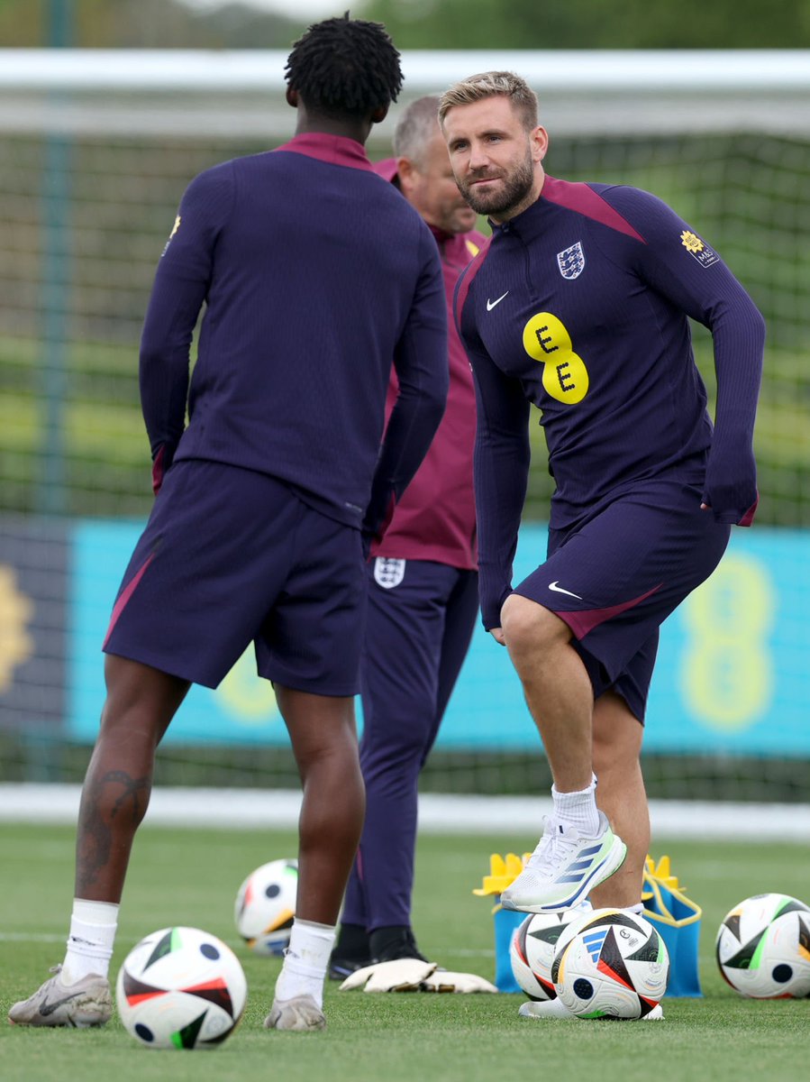 FA winners 🏆 in duty 🏴󠁧󠁢󠁥󠁮󠁧󠁿