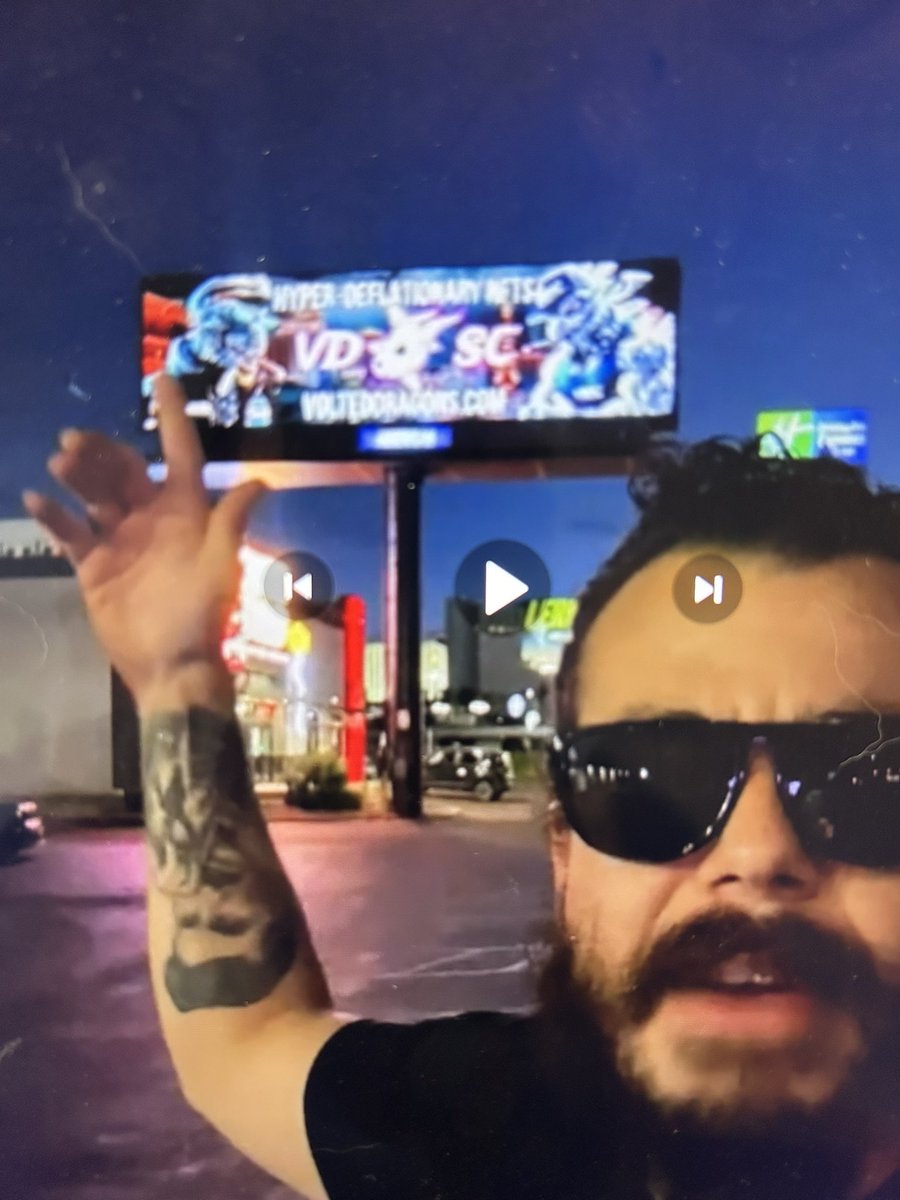 MarcinSobczykDJ's tweet photo. @cryptolatina111 @MoneybagsRico hanging in #Begas with the #VDSC @ScottishCrypto6 https://t.co/lEtWm0E37e