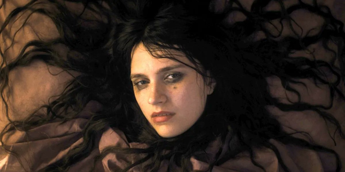 Prokanas's tweet image. Μια ενδιαφέρουσα αισθητική που παραπέμπει στo ιταλικό Giallo της δεκαετίας του '70 και στο Possession του Ζουλάφσκι και κάποιες κοινωνικές αναφορές στο νεανικό κίνημα αμφισβήτησης της περιόδου. Ως εκεί όμως #firstomen