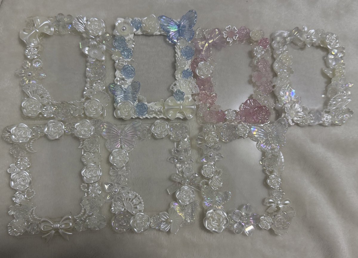 KkangieKyut's tweet photo. Wts lfb decoden toploaders
6.6 special

Free pc per deco (pic below)
first come first serve

  !PRICES! 
1st pic- 160ea
2nd pic-170ea
3rd and 4th pic-200ea

Mop-gcash
Mod-sco or direct jnt 
Dop-payo/3days

Comment mine + what toplo or dm

can add ball chain just add 5php https://t.co/z2i4JlWOiz