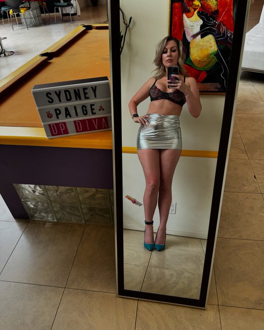 Yesterday on set for @dpdiva_com Happy Wednesday!  @teambrian2016 @101ModelingInc https://t.co/ekdJb<a class="tags" target="_blank" title="On Twitter" href="/?out=eyJ0eXAiOiJKV1QiLCJhbGciOiJIUzUxMiJ9.eyJpYXQiOjE3MjE5NzkzMDIsImlzcyI6InR3cG9ybnN0YXJzLmNvbSIsIm5iZiI6MTcyMTk3OTMwMiwiZXhwIjoxNzUzNTE1MzAyLCJyZWRpcmVjdF91cmwiOiJodHRwczovL3R3aXR0ZXIuY29tL2RwZGl2YV9jb20ifQ.k3rH2VhM26P6_wNWnCND1HyUuFPFgymXIqwsU9hbvtJNy_9xGGhEBemf5hBaWy8JldZ8eRObQuc-D5W5YJVT5Q">@dpdiva_com</a>