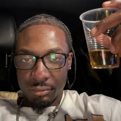 Theicondave's tweet photo. #NewProfilePic https://t.co/lMdjS3kRVT