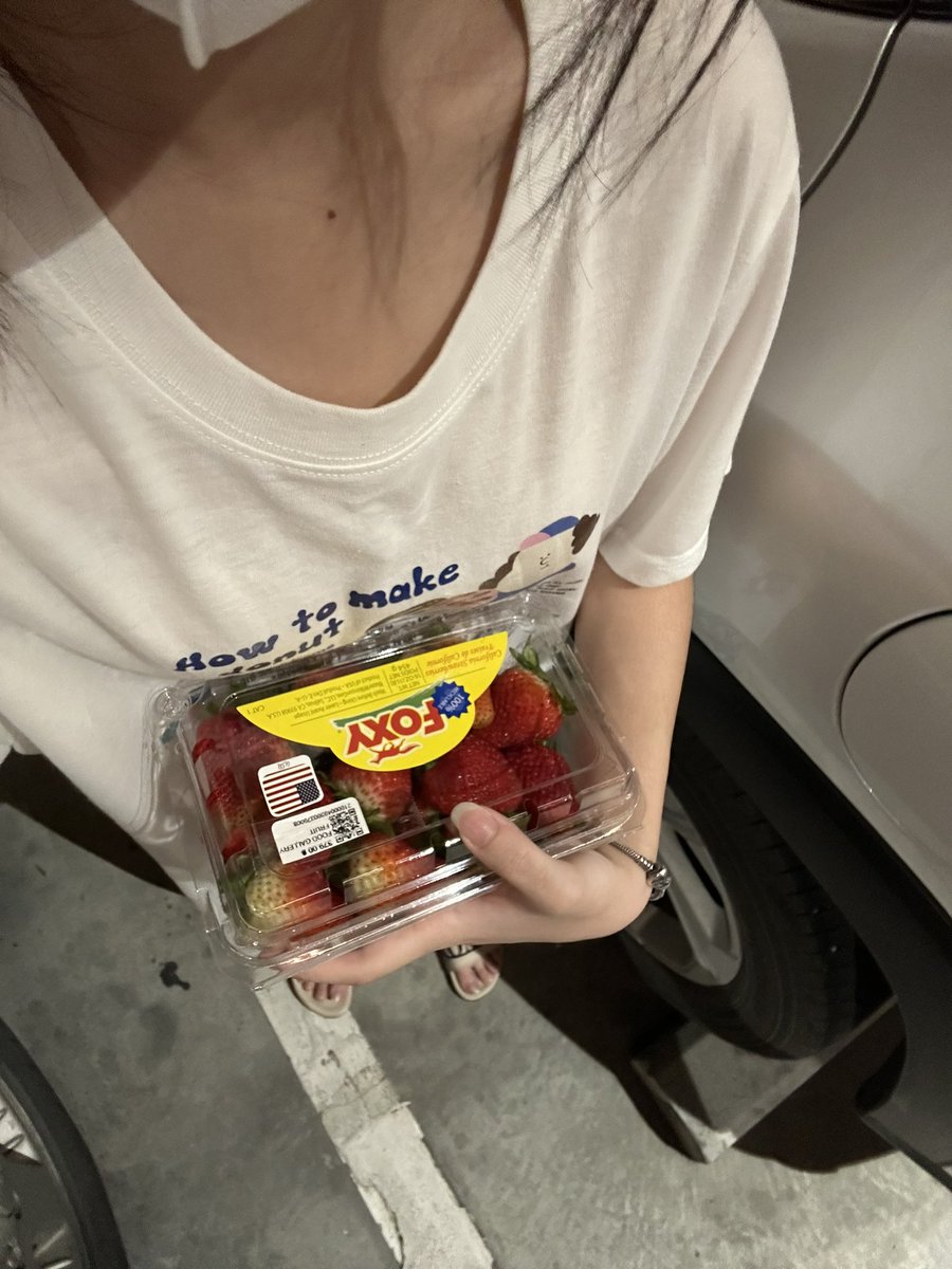 studyyscn's tweet image. 2-5 june 🍨💬🐈

ใกล้จะจบการเลือกตั้งประธานกีฬาสีแร้ะ ซุ่มเรียนอยู่ แต่ไม่ได้ลงเลย เรียนชีวะฉ่ำ อังกฤษฉ่ำ จะมา ๆ หาย ๆ สุดด พยายามบูสไฟตัวเองอยู่ด้วย กีฬาสีกินพลังฉันเกิน k4 🫸🏻😢😢😢 คิดถุง♥️♥️