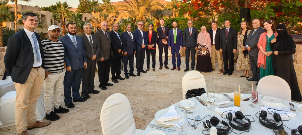 Eurpeace's tweet photo. The southern #Yemeni dialogue group met with the Ambassadors of @EUinYemen, @UKinYemen @abda_sharif, Germany, and the Netherlands @AmbJeannette who affirmed the international community’s commitment to inclusive and sustainable peace in Yemen with southern representation. https://t.co/zsAheBxW2t