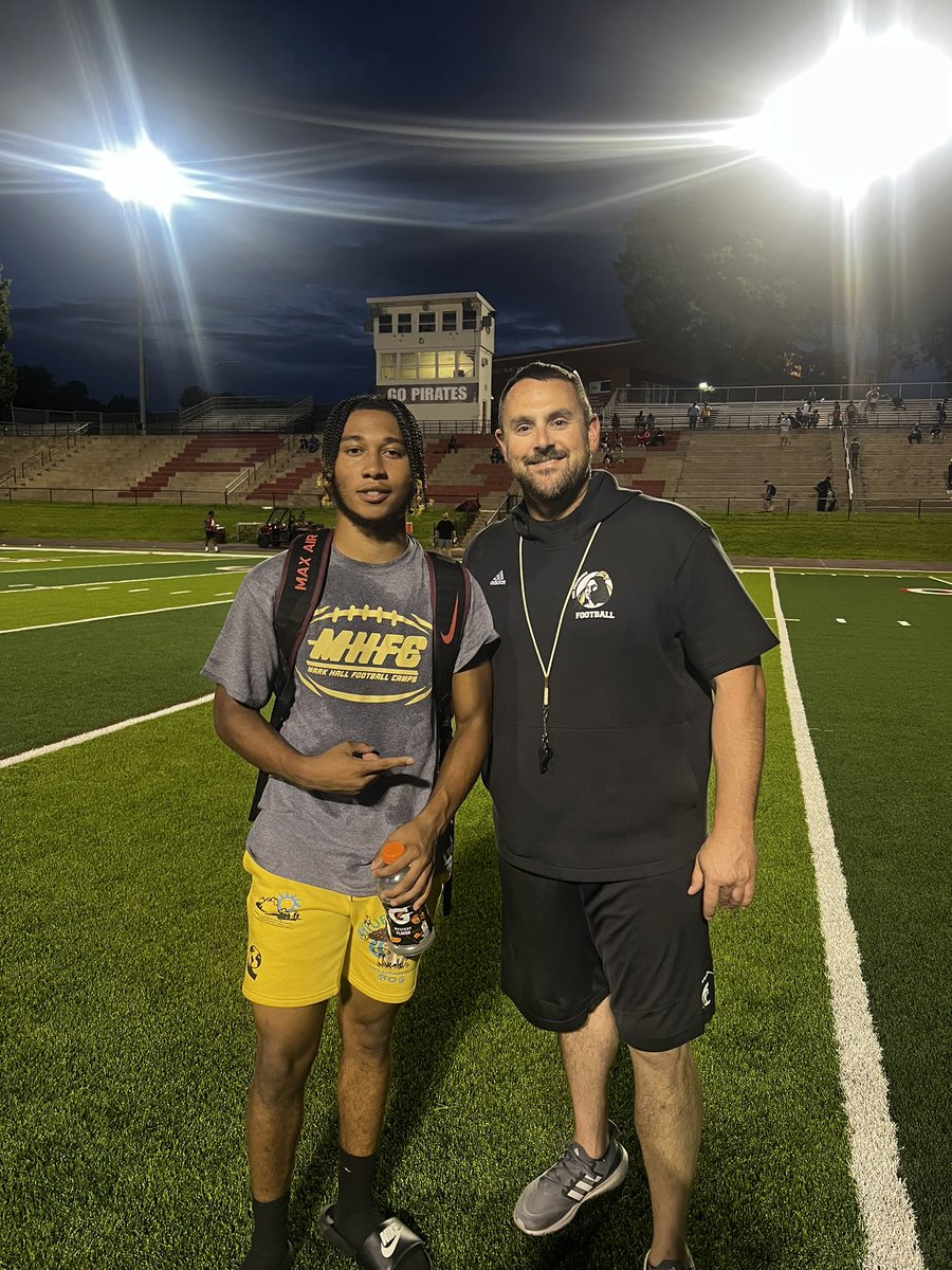 jayy_breedlove6's tweet photo. Had a great time @UNCP_Football yesterday! Thanks @CoachHallUNCP for the invite

@CoachJRiley_  @CoachPalmer https://t.co/mTRDrBn9cl