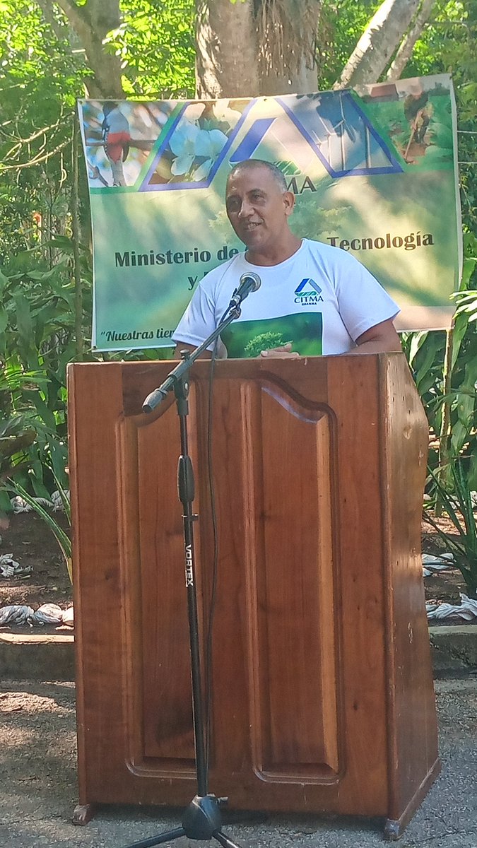 Jardín Botánico Cupaynicú,  #Guisa. Acto por el Día Mundial del Medio Ambiente. Felicitaciones a nuestros trabajadores del CITMA por su desempeño y resultados en el trabajo !!!
<a href="/DiazCanelB/">Miguel Díaz-Canel Bermúdez</a> <a href="/DrRobertoMOjeda/">Dr. Roberto Morales Ojeda</a> 
<a href="/MMarreroCruz/">Manuel Marrero Cruz</a>  <a href="/YudelkisOrtizB/">Yudelkis Ortiz Barceló</a> 
<a href="/YanetsyTerry/">Yanetsy Terry Gutiérrez</a>  <a href="/TeresaTrinchet/">Teresa Luisa Pérez Trinchet</a>