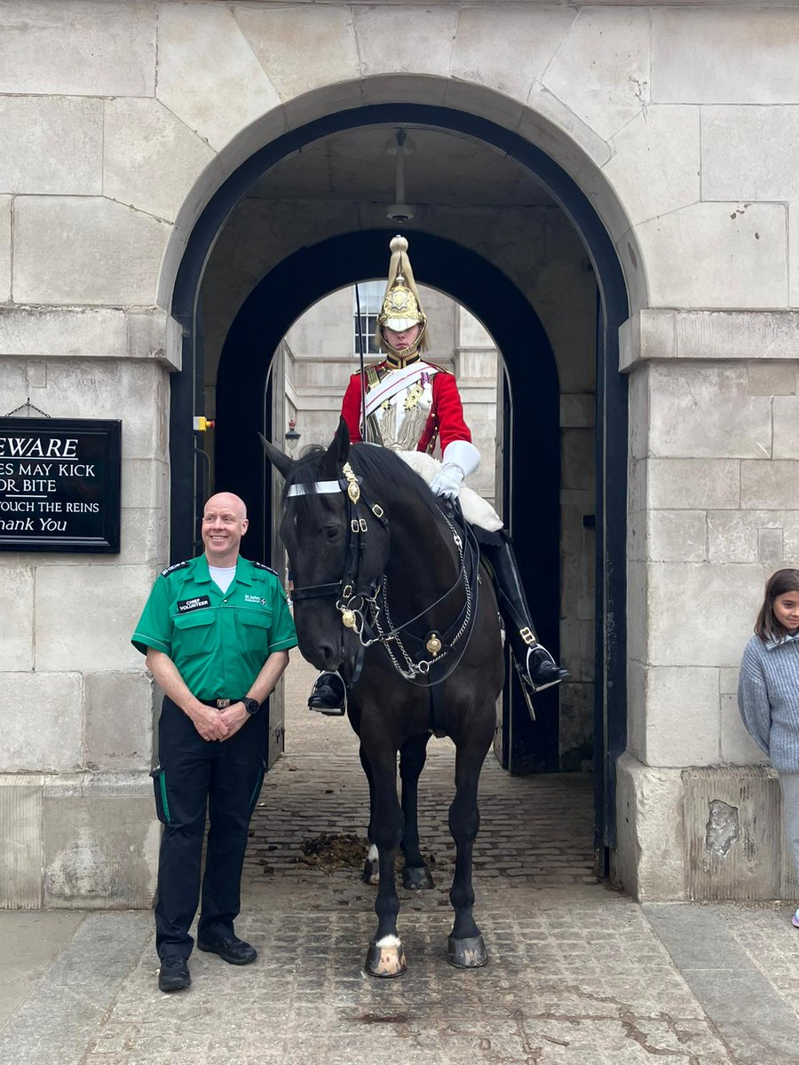 Chief Commissioner - St John Ambulance Cymru (@sjacchiefvol) on Twitter photo Venue 1 - St John Gate
Venue 2 - 10 Downing Street
Our #HerosInGreen are representing <a href="/SJACymru/">St John Ambulance Cymru</a> during the 2024 #NationalVolunteersWeek
So #Proud to lead such a fabulous Charity 💪
#ProudChief Venue 1 - St John Gate
Venue 2 - 10 Downing Street
Our #HerosInGreen are representing <a href="/SJACymru/">St John Ambulance Cymru</a> during the 2024 #NationalVolunteersWeek
So #Proud to lead such a fabulous Charity 💪
#ProudChief