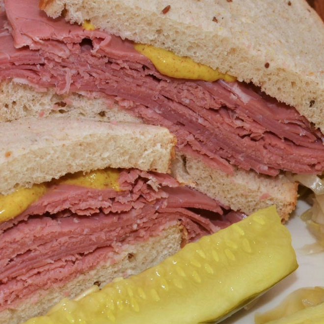MurraysSturgeon's tweet photo. Murray's Sturgeon is excited to offer this special, in store purchase today.  Spend $35 on kosher deli meats and receive FREE,
8oz of either homemade coleslaw or potato salad and 1/2 of a loaf of rye bread. https://t.co/TZU3gmHjGt