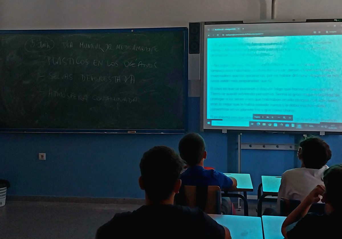 wonderqueens's tweet photo. La Tierra necesita vacaciones y nuestros grupos de expertos en medioambiente de 1° ESO van a elaborar un plan de recuperación. Hoy celebramos #DiaMedioAmbiente con lectura compartida y tormenta de ideas para nuestro proyecto final.
#VacacionesTierra #IESHeliche #BioGeo https://t.co/LT0YFGEx12