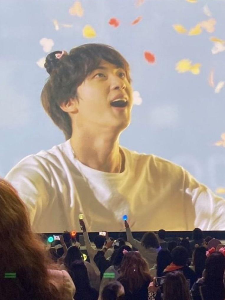 btsisthebest27's tweet photo. فقط 6 روز تا برگشت جینی مونده 🥹💜

RETURN OF CREATIVE GENIUS JIN
#TheAstronautReturns_D6 https://t.co/E3hyzHszKv