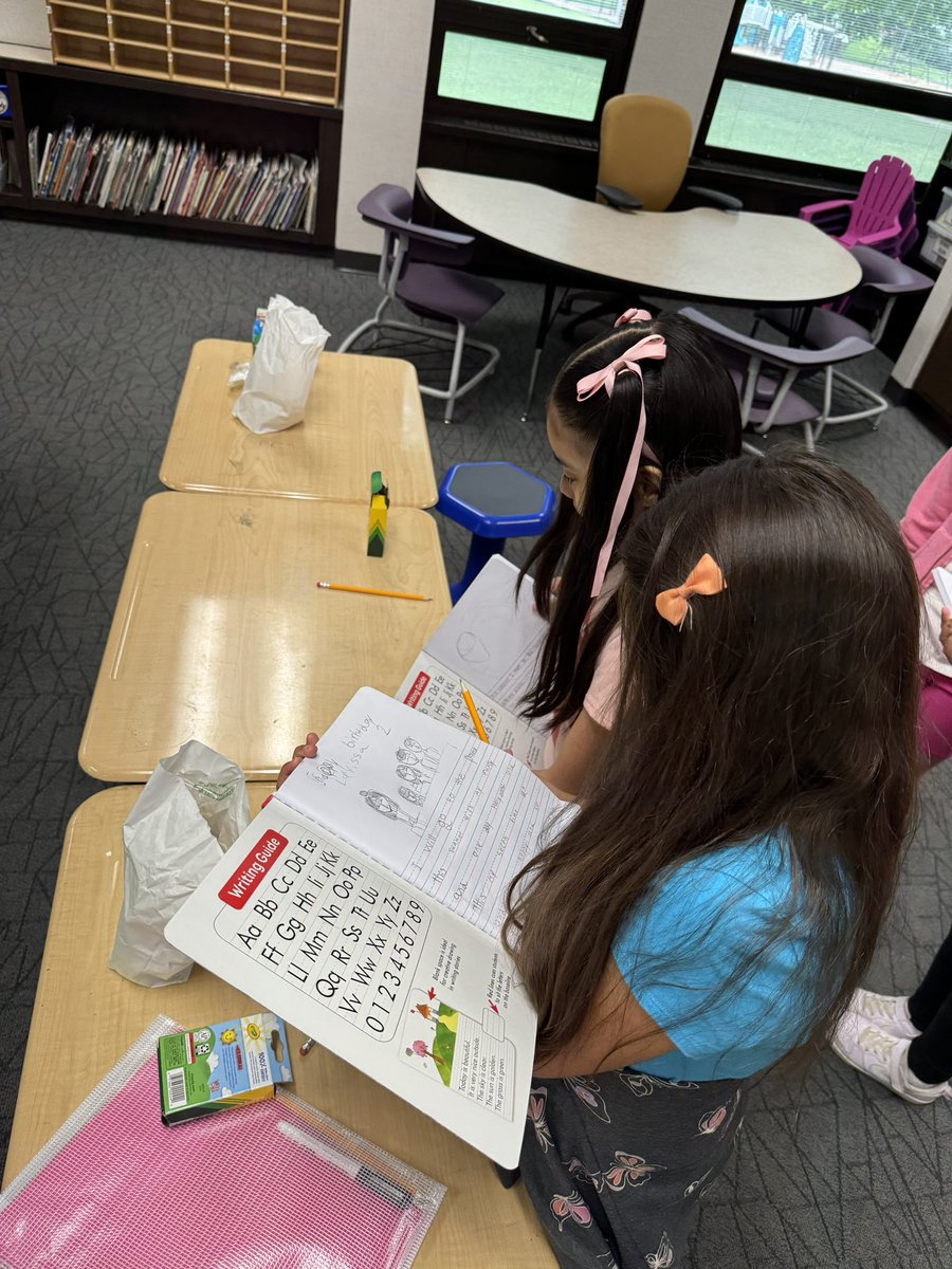 mrlmccarter's tweet photo. Sharing our morning writings, reading together, and practicing our Heggerty makes for a literacy-filled morning! I’m loving summer school at Chapel Glen with our CWE 2nd graders ☺️@educatorerickag #WeAreWayne https://t.co/YLj3ZENYTT
