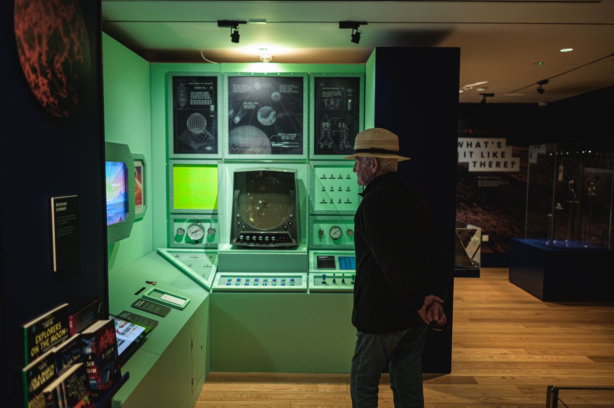 LATERAL NORTH tweet media