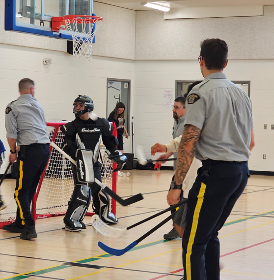 RCMPNB's tweet photo. As part of #NationalPoliceWeek in May, #RCMPNB participated in a ball hockey game at the #Elsipogtog school. Members also had safety talks with students, and distributed stickers and Safety Bear activity books. Thank you so much for having us! https://t.co/B2dGNCxNu6