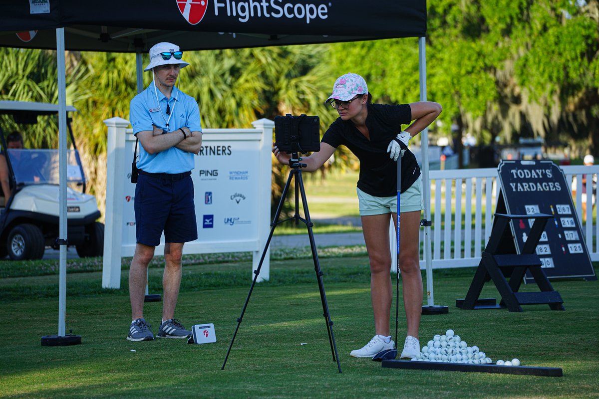 AJGAGolf's tweet photo. Keeping track. 🏌️‍♀️📋

Thank you to @FlightScopeGolf for supporting the juniors at #ParrisIslandJr this week! https://t.co/Ic5nPoqsZE