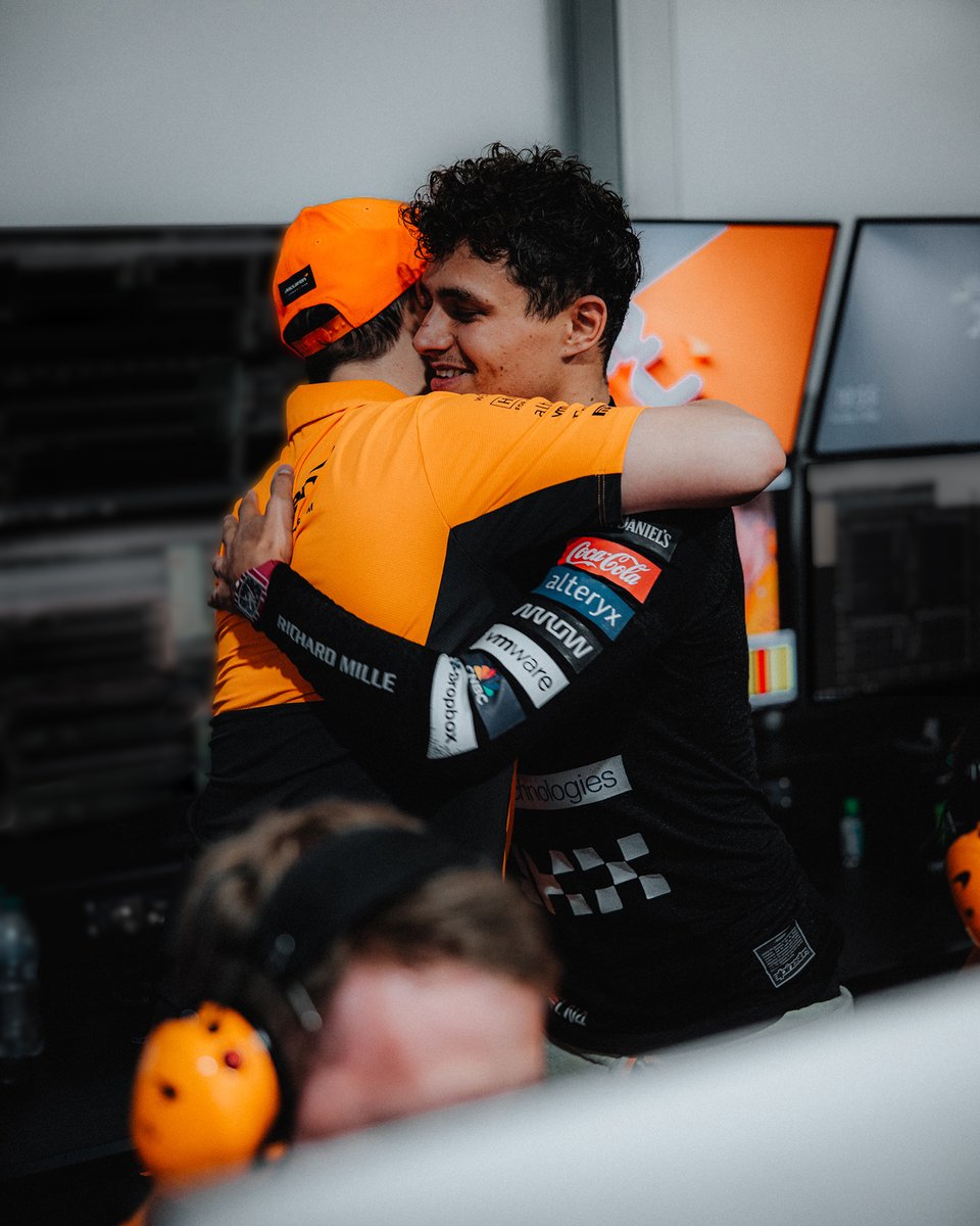 LN4's tweet photo. This time last month ❤️ https://t.co/wmW0Dcc5pa