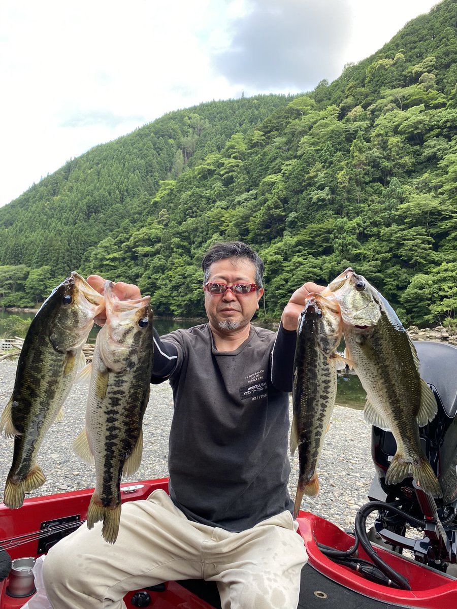 kMWExwo6A2cB2du's tweet photo. #Bassing-road
#七色ダム https://t.co/nCV7Lt4cia