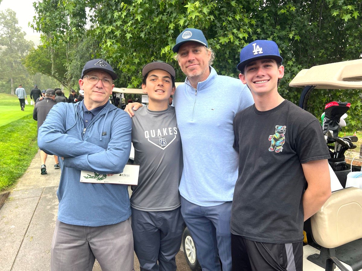 MasonsofCA's tweet photo. Last month in Burbank, Masons participated in the annual SCJ Golf Tournament hosted by DeMolay, Southern California Jurisdiction. Thanks to sponsors, donors, and supporters, the tournament raised $5000 to benefit the youth order and its programs!
#MasonsofCA

📸: Jeff Schimsky https://t.co/Bz9H86c4Yx