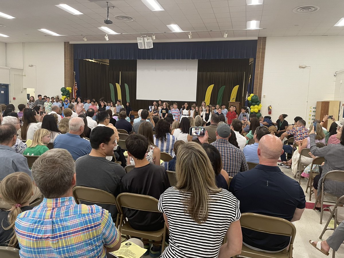 drk2f's tweet photo. Wonderful @HornetNews @k12albemarle @EngageACPS Step Up Ceremony! You can count on your friends, families, staff, and administration in ACPS working together supporting students to accomplish goals and realize dreams:) https://t.co/nN4Ft8OXmo