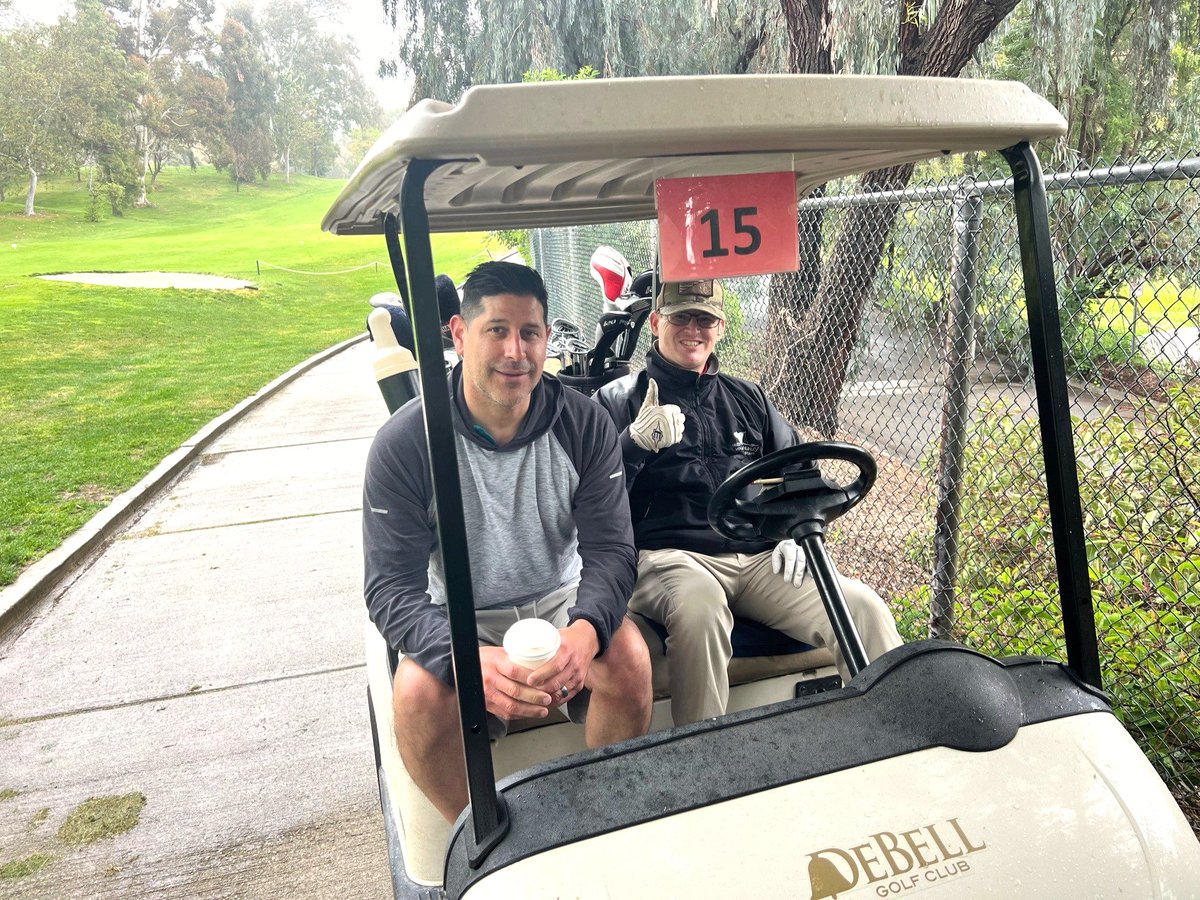MasonsofCA's tweet photo. Last month in Burbank, Masons participated in the annual SCJ Golf Tournament hosted by DeMolay, Southern California Jurisdiction. Thanks to sponsors, donors, and supporters, the tournament raised $5000 to benefit the youth order and its programs!
#MasonsofCA

📸: Jeff Schimsky https://t.co/Bz9H86c4Yx