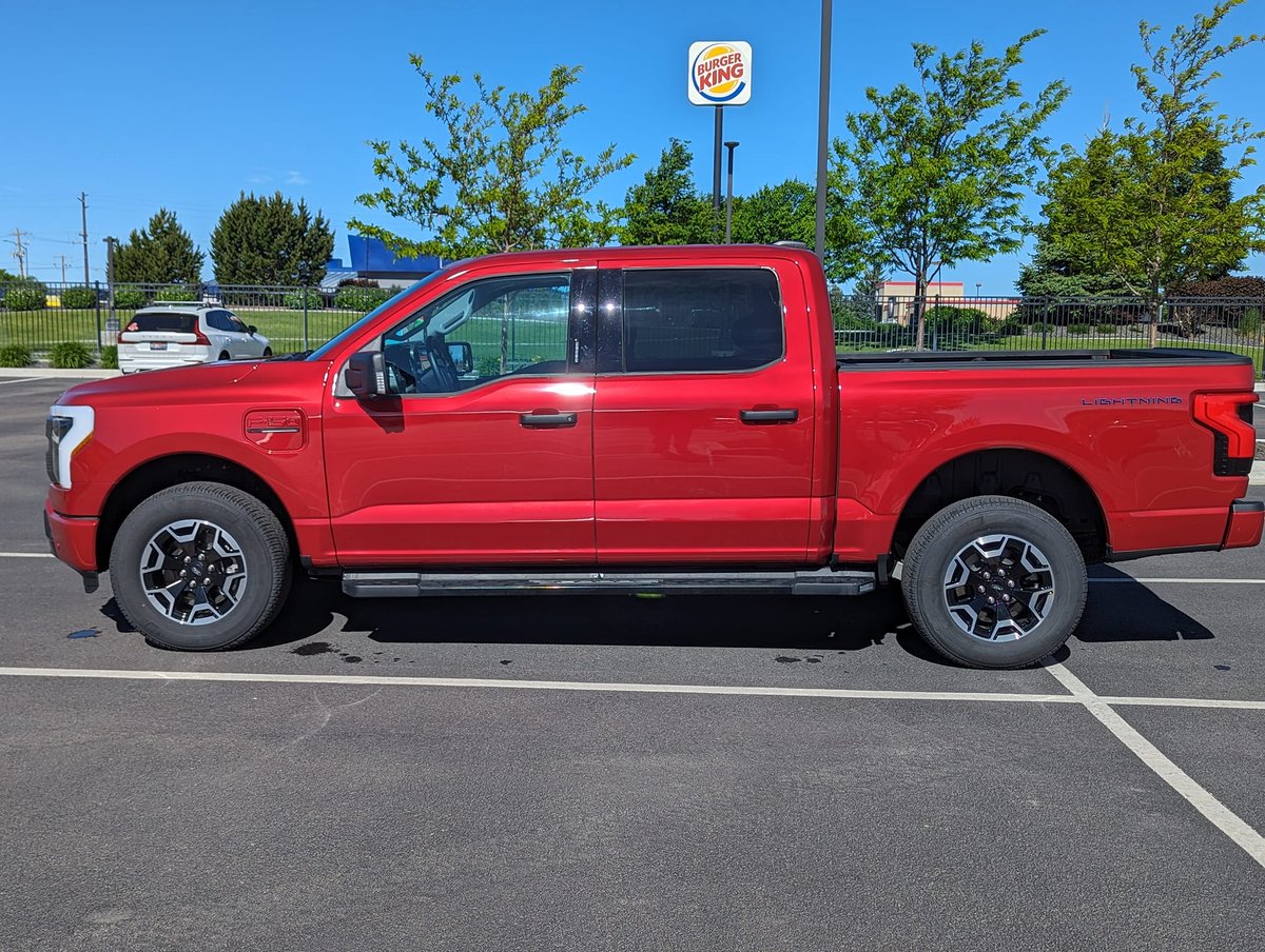 SilentLightnin2's tweet photo. 10k miles on my first ev, a beautiful rapid red lightning. Total mileage average of 2.3 mi/kwh &amp; that includes a few tow trips &amp; winter efficiency in Idaho. Thank you @ebergg &amp; @jimfarley98 for making the best f150 #f150lightning ever. https://t.co/6lLOTLWuqd