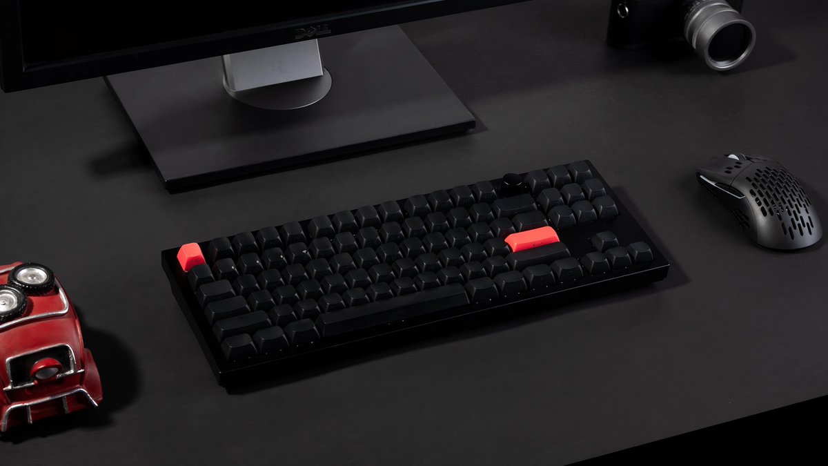 KeychronMK's tweet photo. Step up your keyboard aesthetics with side-printed shine-through keycaps! Zoom in on the tenkeyless Q3 Max, where style meets function for enhanced visibility during late-night typing sessions. ✨⌨️

#Keychron #KeychronQ3Max #sideprintedkeycaps #mechanicalkeyboard  #LightItUp https://t.co/RSgwey9j4f