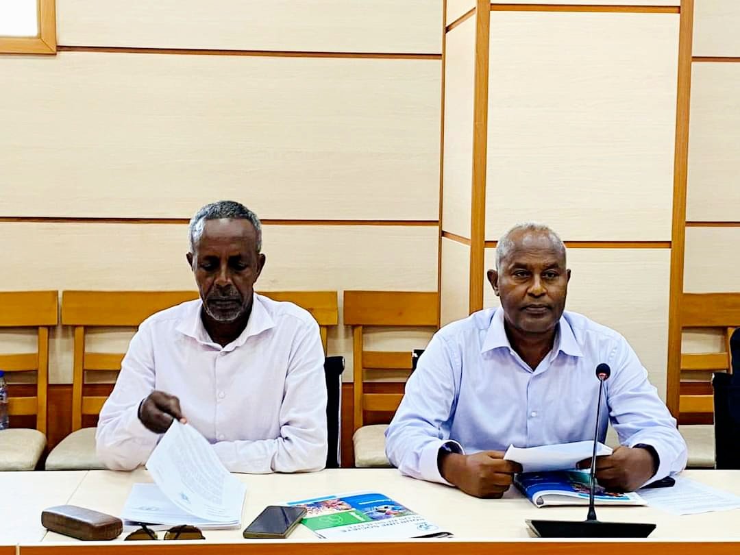 MahamoudMoustap's tweet photo. J'ai pris part à la Réunion de la Comm pour le Dvlpt Social élargie aux mbres de la Comm des Lois.

L'assise avait pour ordre du jour l'examen du PdL portant sur la Stratégie Nationale de Protection Sociale Non Contributive pour le renforcement du Capital Humain 23-27 de Djibouti https://t.co/omed97xutw