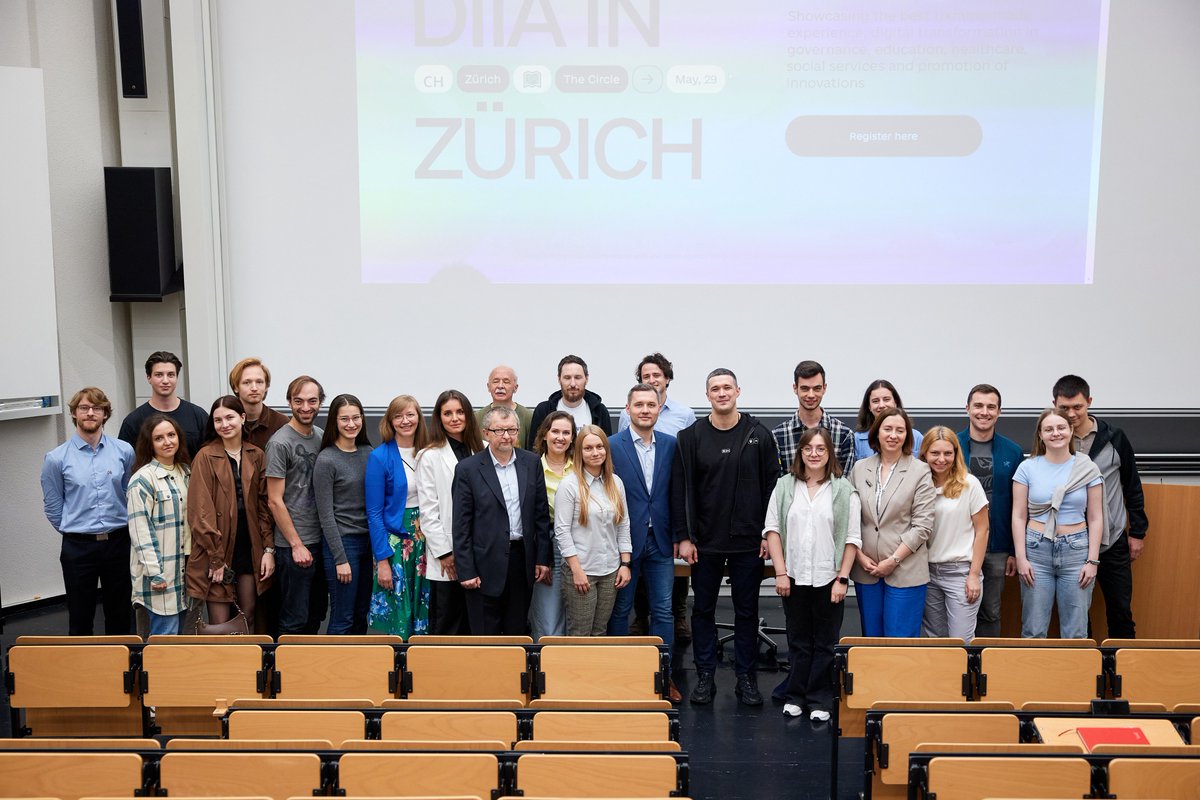 uasaz_ch's tweet photo. On May 28th, we were honored to organize a meeting with the Vice Prime Minister of Ukraine - Minister of Digital Transformation of Ukraine @FedorovMykhailo with Ukrainian students and staff at @ETH_en. This meeting undoubtedly inspired and motivated the whole community. https://t.co/JyhTCCB1c6