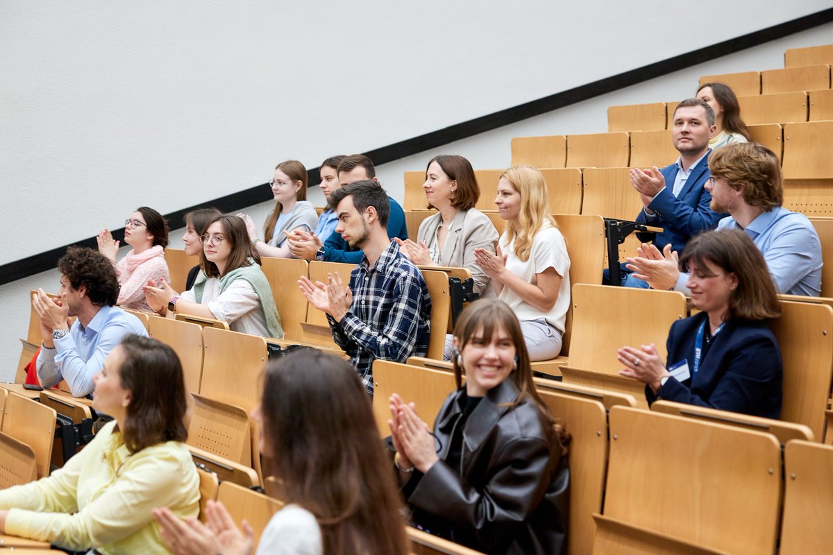 uasaz_ch's tweet photo. On May 28th, we were honored to organize a meeting with the Vice Prime Minister of Ukraine - Minister of Digital Transformation of Ukraine @FedorovMykhailo with Ukrainian students and staff at @ETH_en. This meeting undoubtedly inspired and motivated the whole community. https://t.co/JyhTCCB1c6