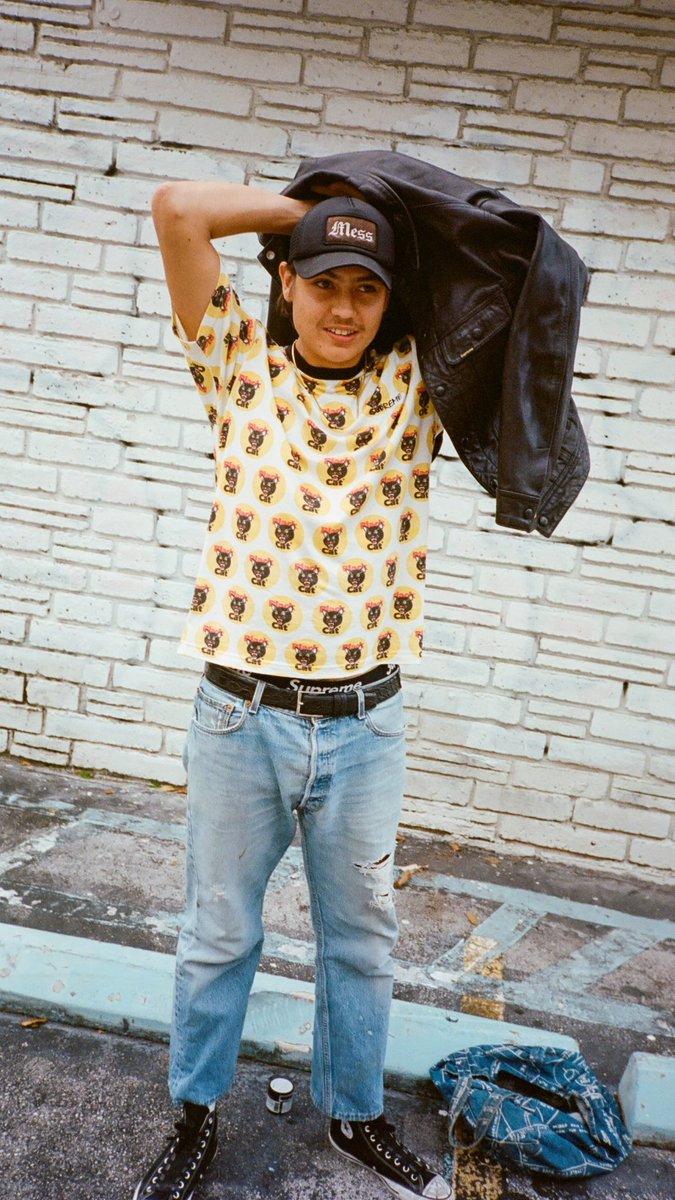 dropsdotgg's tweet photo. Supreme Week 17 https://t.co/mldfUnjjKj