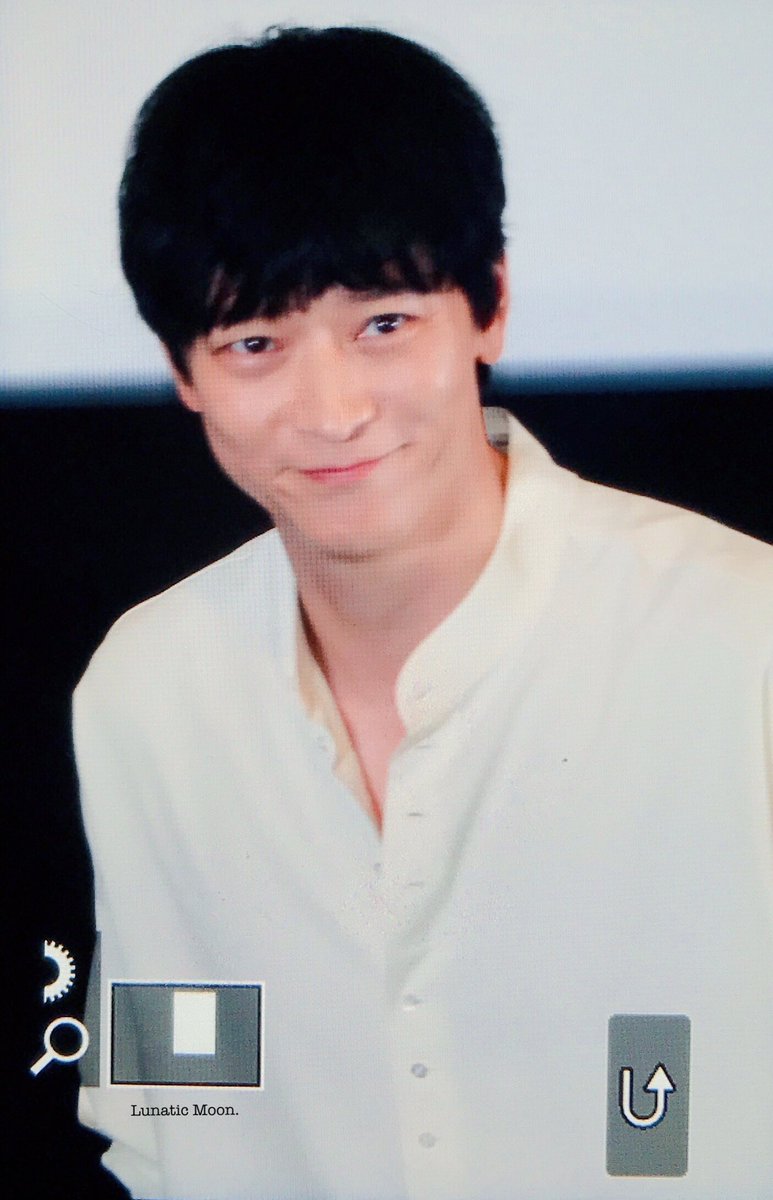 LunaticMoons's tweet photo. 240605 오늘 귀엽네,,
#강동원 #GangDongWon #설계자 #무대인사 https://t.co/IV0Aq8U32s