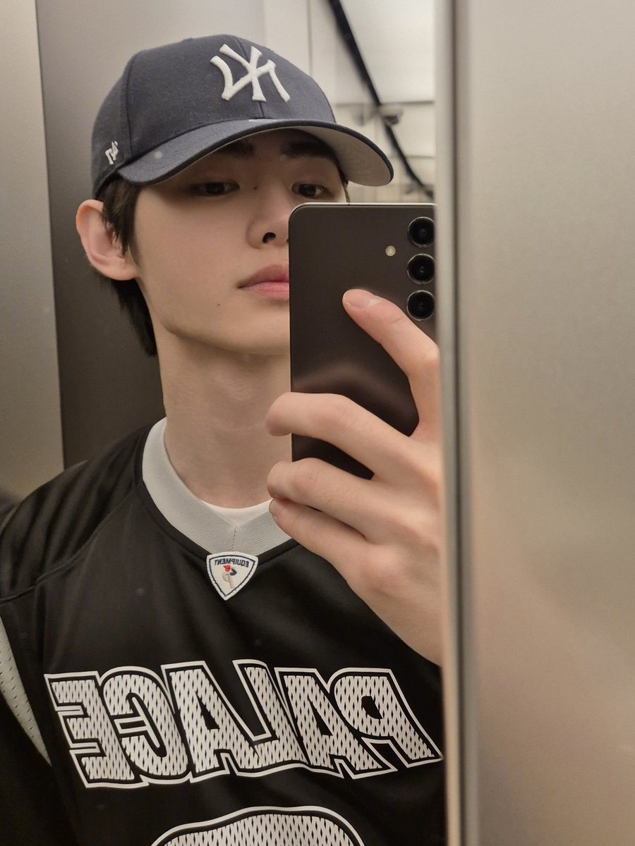 hoonki gallery ✶ tweet media