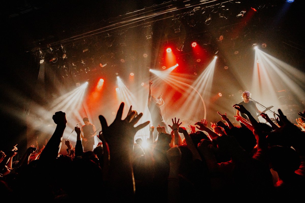 SSTPofficial's tweet photo. 『MAGIC HOUR TOUR』2日目
BOTTOM LINEご来場いただいた皆様
本当にありがとうございました!!
対バンリベンジが今日遂に叶いました
@SHANK095 また次は7月に🔥🔥

そしていよいよ残すは大阪!!

photo by @kawado_photo 

#survivesaidtheprophet #サバプロ #sstp #magichour https://t.co/4jjRNbi7qb